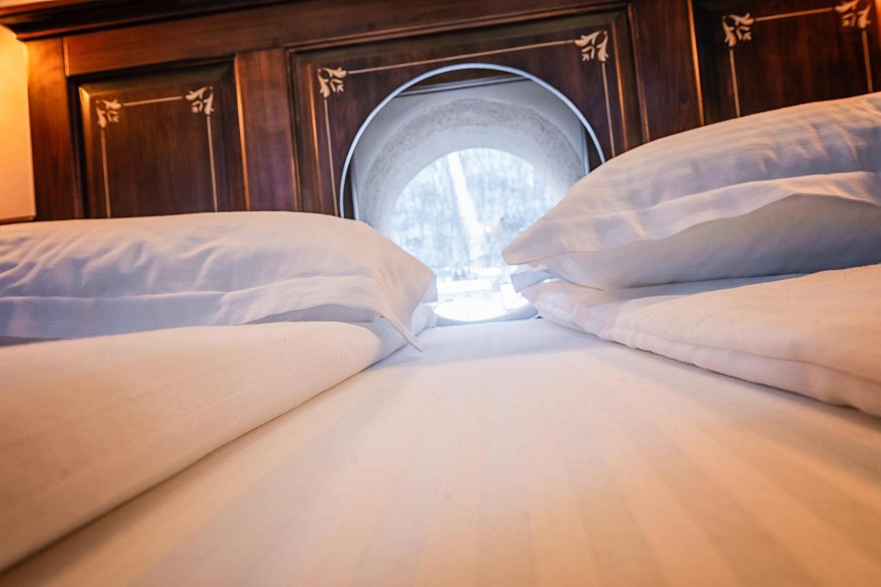 Hotel Boutique Casa Chitic -Hotel And Restaurant Str Johann Gott Nr7 Brasov Ngoại thất bức ảnh