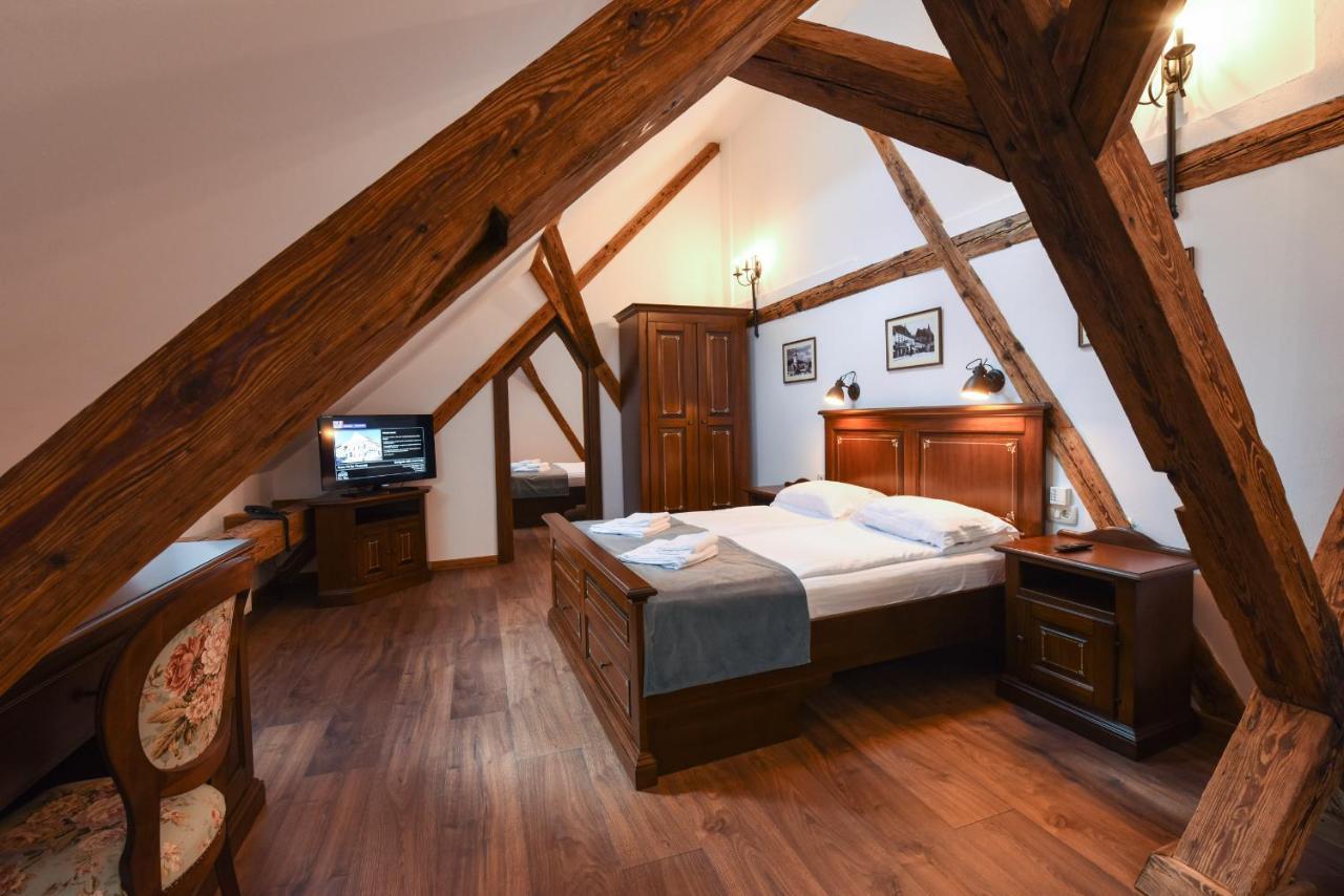 Hotel Boutique Casa Chitic -Hotel And Restaurant Str Johann Gott Nr7 Brasov Ngoại thất bức ảnh